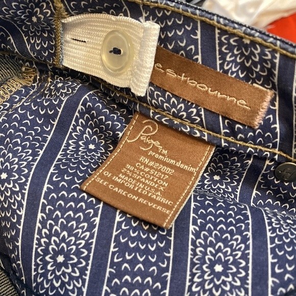 PAIGE Maternity size 32L 32 long Westbourne blue jeans under belly flare NWT - Picture 13 of 13